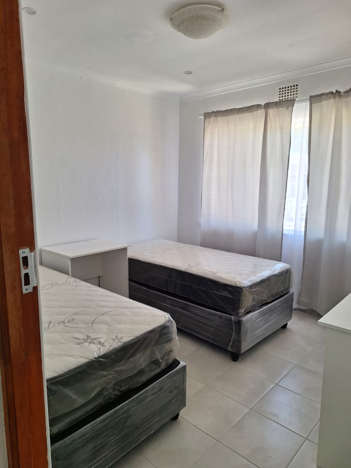 Image of a room in 1 Acacia Circle Belhar